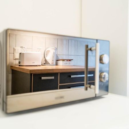 Cozy Modern Nest In The Heart Of Vienna With Netflix 아파트 외부 사진